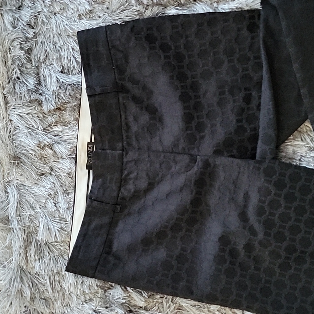 TAHARI Dress Pants